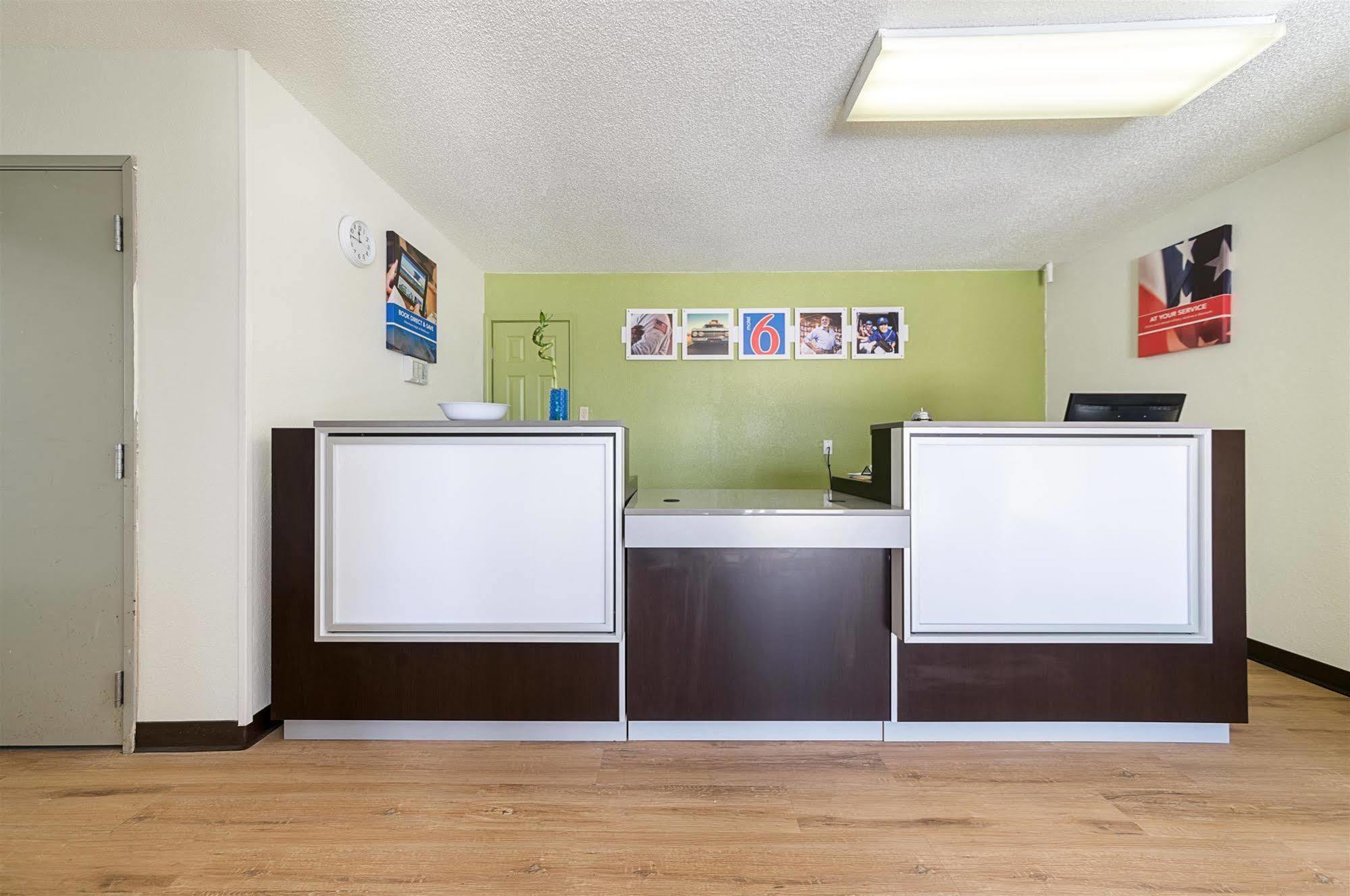 Motel 6-New Iberia, La Экстерьер фото